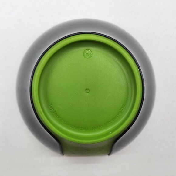 Colourful Nesting Measure Cups with Pour Spout sides - Picture 10 of 11